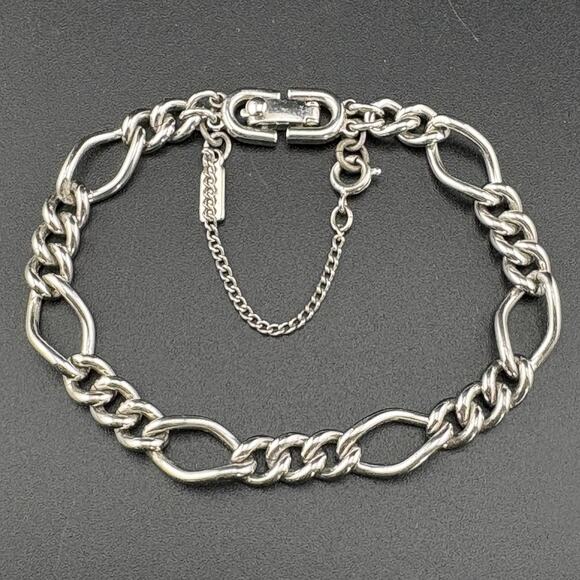 Signed Monet Vintage Silver Tone Curb Chain Link Charm Bracelet 7.5" - Picture 5 of 5
